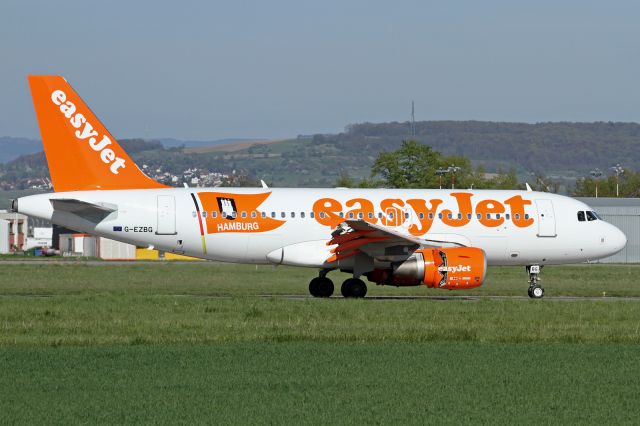 Airbus A319 (G-EZBG) - "Hamburg" livery