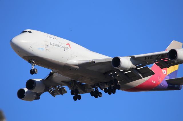 Boeing 747-400 (HL7618)