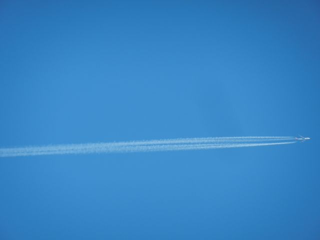 Boeing 747-400 (G-VGAL) - A Virgin Atlantic Boeing 747-400 Flies By En-Route To CUN