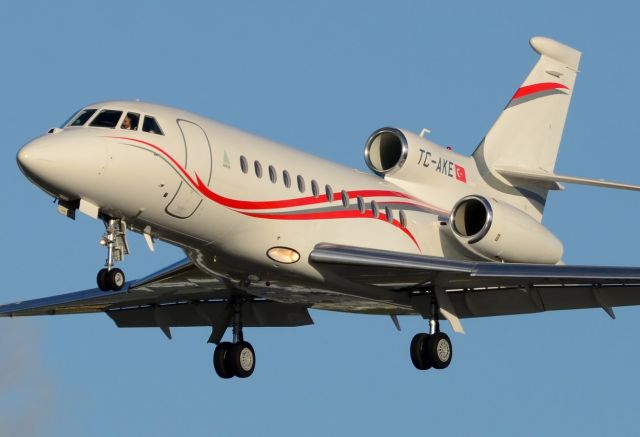 Dassault Falcon 900 (TC-AKE) - 14/01/2014br /Landing 27