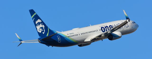 Boeing 737-900 (N491AS) - phoenix sky harbor international airport 18OCT22