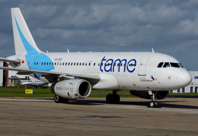 Airbus A319 (HC-CGT)