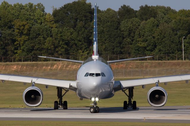 Airbus A330-200 (N280AY) - Face-to-face with an A330