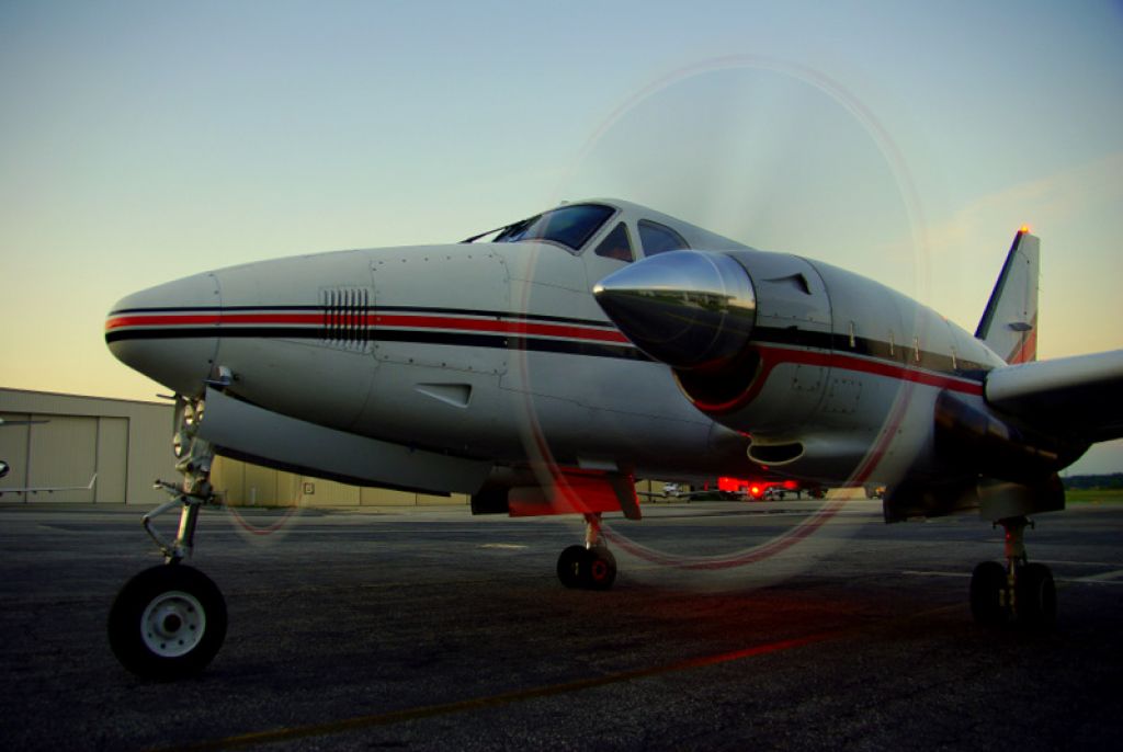 Beechcraft King Air 100 (N88TL)