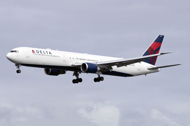 N831MH —