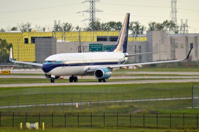 Boeing 737-800 (N276EA) - Taxiing back to the terminal after clearing 23-L on 09-19-21