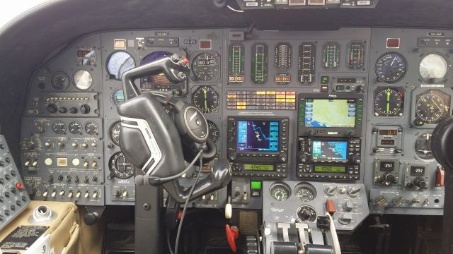 Cessna Citation II (VH-JMK) - Cockpit of VH-JMK