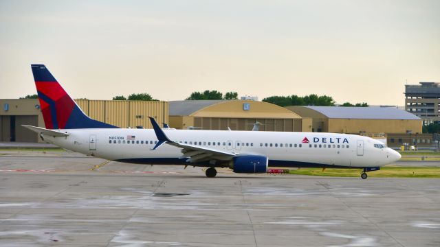 Boeing 737-900 (N851DN) - Delta Boeing 737-932(ER)(WL) N851DN in Minneapolis 