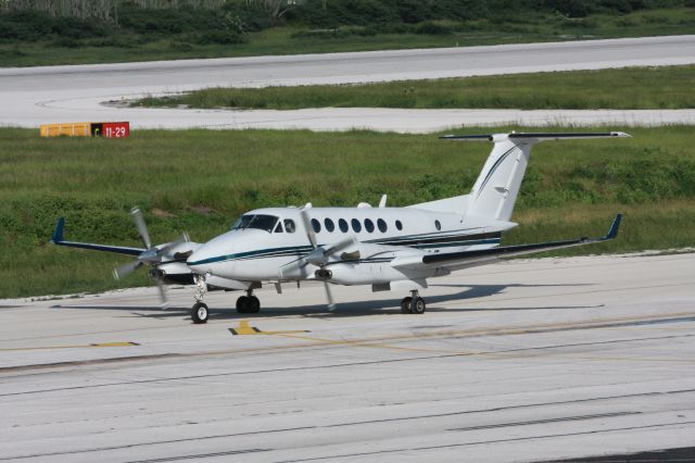 Beechcraft Super King Air 350 (N430JT)