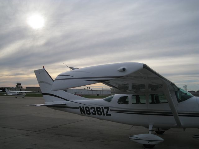 Cessna 206 Stationair (N8361Z) - McCreery Aviation, McAllen, TX, taken on Jan 30, 2010 at 1644.