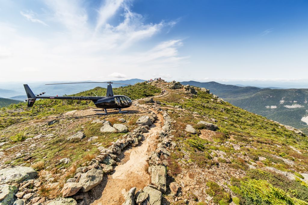 Robinson R-44 (N277PD) - Little Haystack Mountain, White Mountains, New Hampshirebr /br /If you dont want to climb a 4,760ft mountain, you might as well just land your helicopter on the peak.