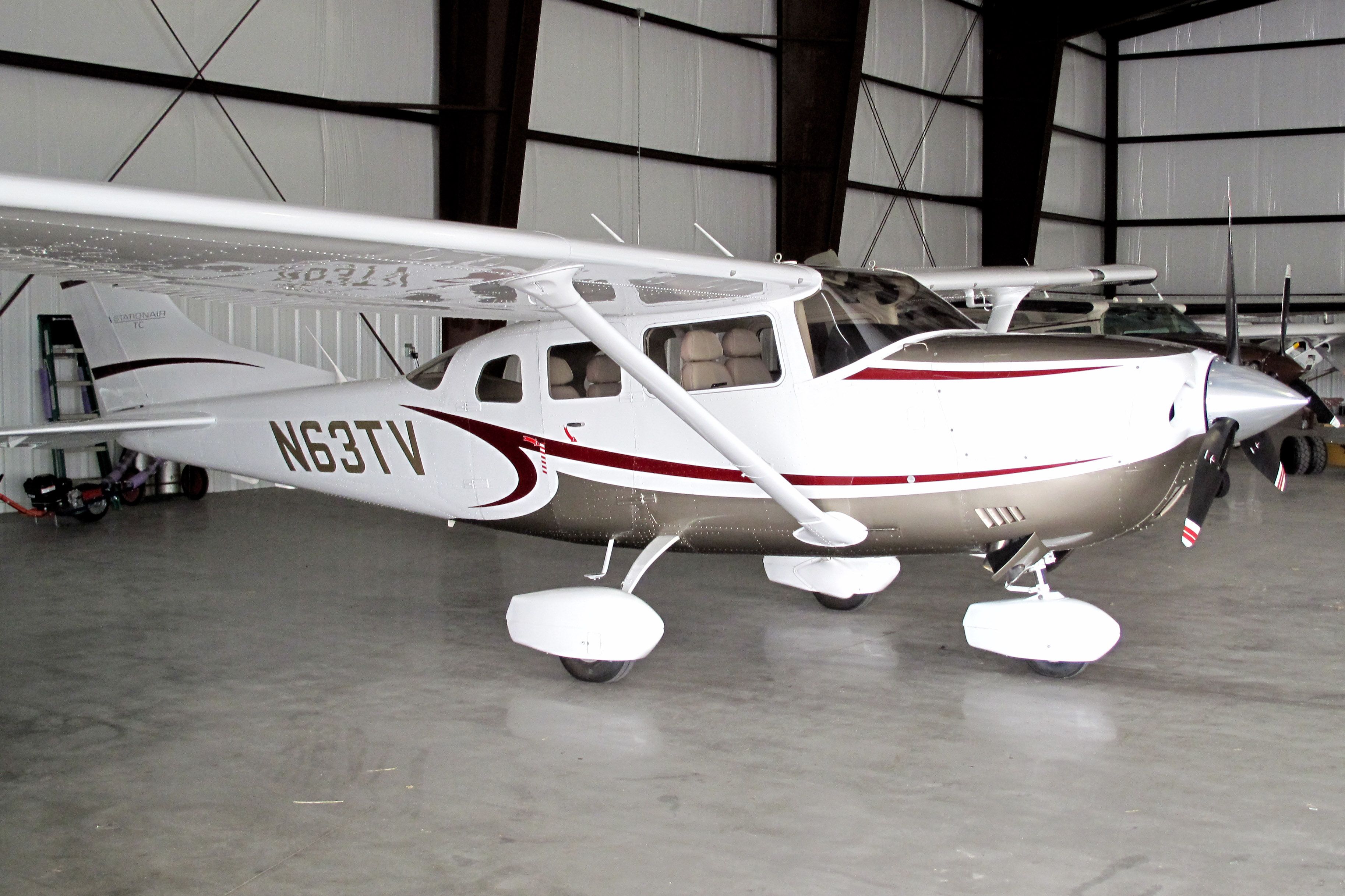 Cessna 206 Stationair (N63TV) - Great airport - friendly people!