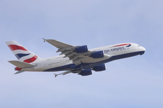 Airbus A380-800 (G-XLEC)