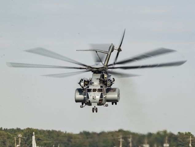 Sikorsky MH-53E Sea Dragon (16-3055) - A Sikorsky MH-53E Sea Dragon from Helicopter Mine Countermeasures Squadron 15 (HM-15), NAS Norfolk, Virginia, kicking up some frass when departing from Airshow London on 11 Sep 2023.