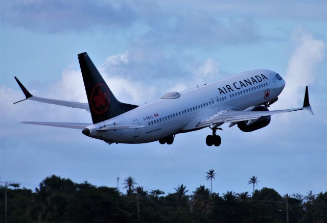 Boeing 737 MAX 8 (C-FSJJ)