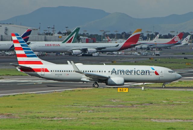 Boeing 737-800 (N923AN) - American Airlines / Boeing 737-823 - MSN 29530 / N932AN / MMMX 07/2019