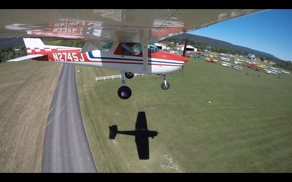 Cessna Commuter (N2745J) - Short final runway 11. 