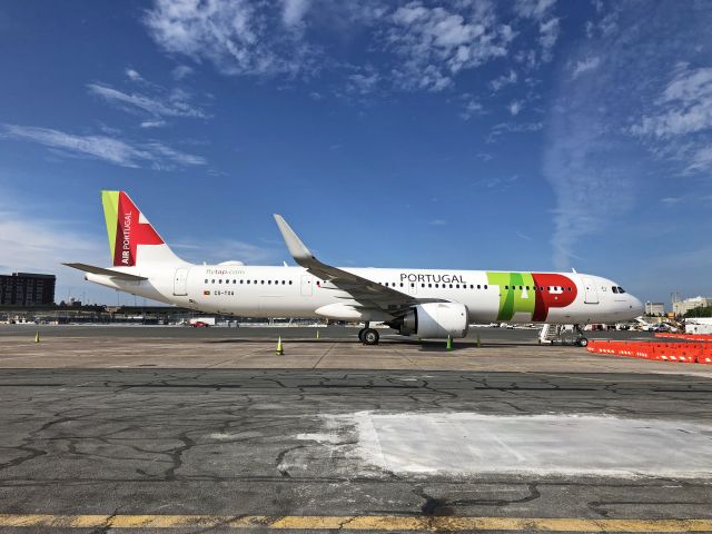 Airbus A321neo (CS-TXA) - A321neo