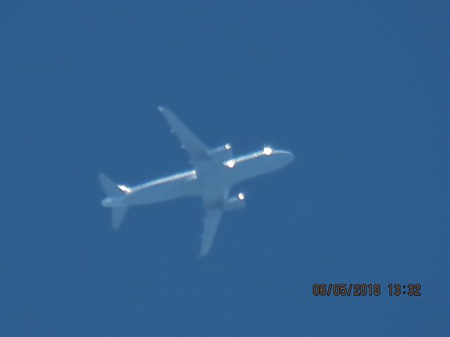 Airbus A320 (N459UA)