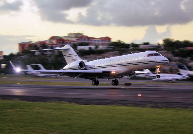 Bombardier Global Express (N729KF)