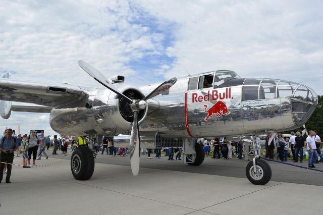 North American TB-25 Mitchell (N6123C)