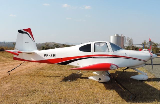 Vans RV-10 (PP-ZEI)