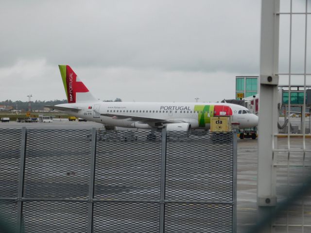 Airbus A321 (CS-TTI) - Parked on gate S-12