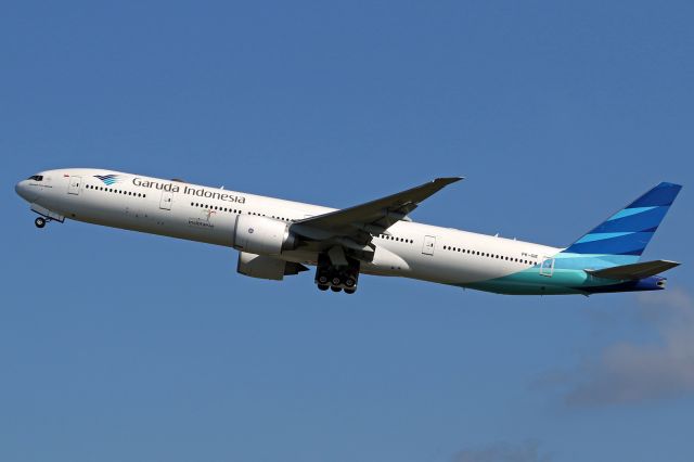 BOEING 777-300 (PK-GIE)
