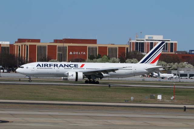 Boeing 777-200 (F-GSPX)