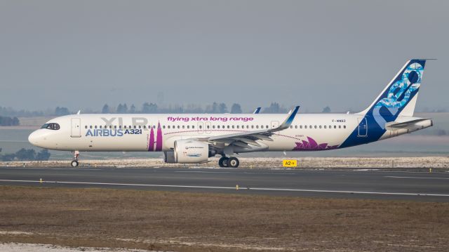 Airbus A321 (F-WWBZ)