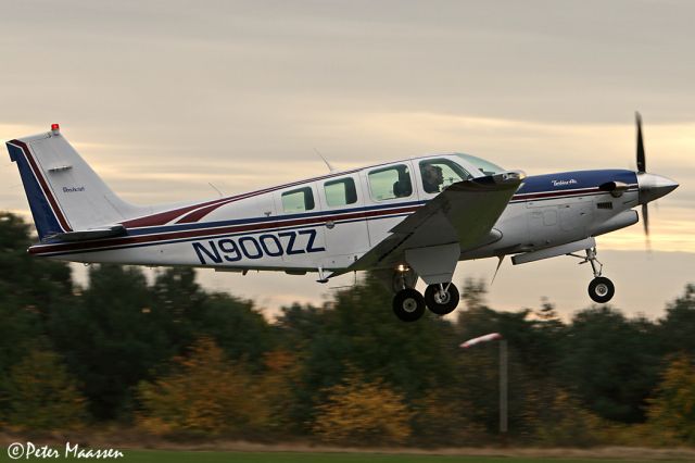 Beechcraft Bonanza (36) (N900ZZ)