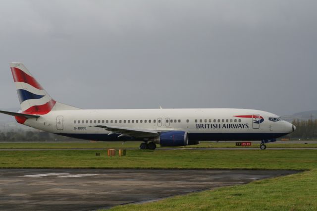 BOEING 737-400 (G-DOCO) - THIS BRITISH AIRWAYS BOEING B.737-436 IS ONE THE LAST IN SERVICE DOING FLIGHT OUT OF GLASGOW AIRPORT.