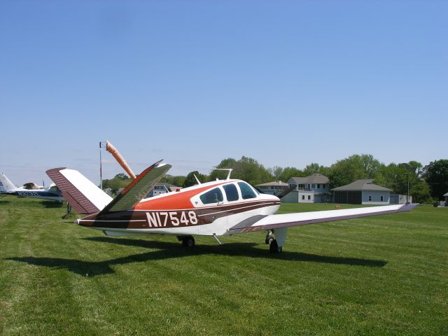 Beechcraft 35 Bonanza (N17548)