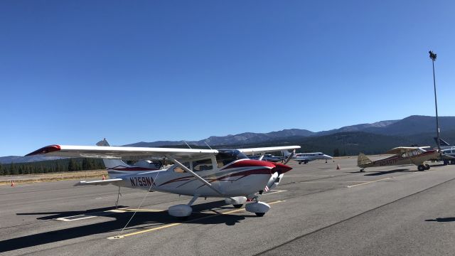 Cessna Skylane (N759NA) - Amazing October day at Truckee Airport (KTRK), Oct 13th, 2018