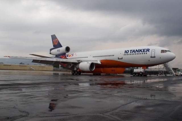 McDonnell Douglas DC-10 (N612AX)