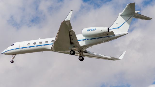 Gulfstream Aerospace Gulfstream V (N75RP) - One of Waner Communication's Gulf V's arriving from Washington-Dulles (23 May, 2021)