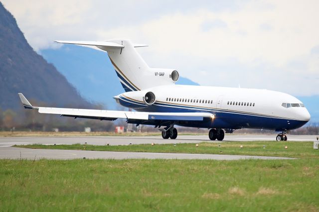 Boeing 727-100 (VP-BAP)