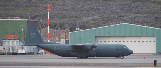 Lockheed C-130 Hercules (13-0344) - RCAF 130344br /A Lockheed C-130H-30, from CFB Greenwood, at the Iqaluit airport on July 28, 2020