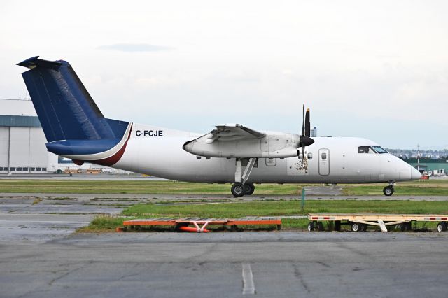 de Havilland Dash 8-100 (C-FCJE)