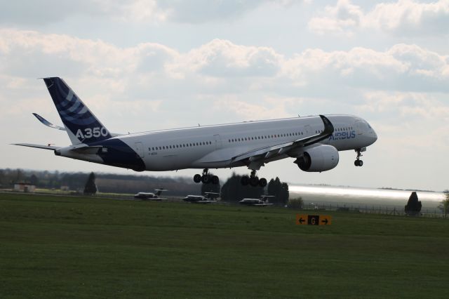 Airbus A350-900 (F-WZGG) - This Airbus A350-900 XWB was in Kemble Airport on test flights. These pictures were of its departure back home. Stood with a clear view of the runway.