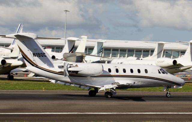 Cessna Citation V (N19QC)