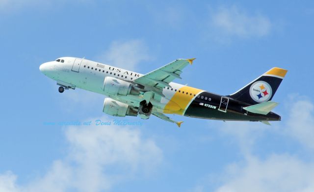 Airbus A320 (N733UW) - Over MAHO BAY, SXM on a 28 exit.