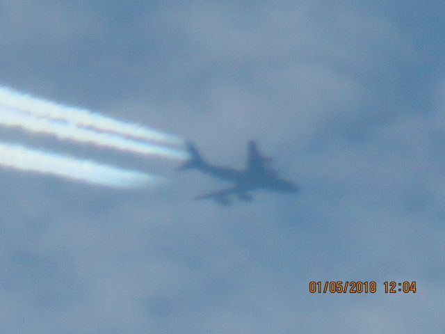 Boeing C-135FR Stratotanker (57-1451)