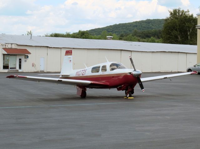 Mooney M-20 (N1072Y)