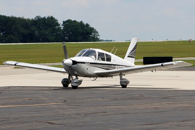 Piper Cherokee (N4872L)