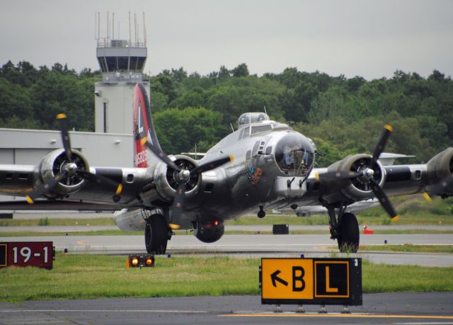 — — - New Jersey Aviation Hall of Fames Wings and Wheels Event at Teterboro Airport on 6/20/15