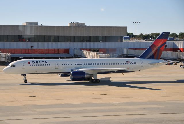 Boeing 757-200 (N617DL) - Seen at KATL on 10/16/2010.