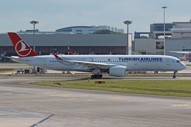 Airbus A350-900 (TC-LGD)