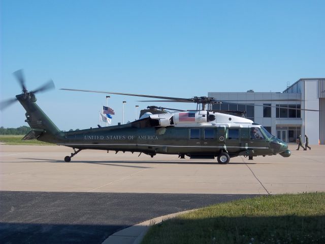 16-3263 — - HMX-1 VH-60N "NIGHTHAWK1" A.K.A. MARINE ONE