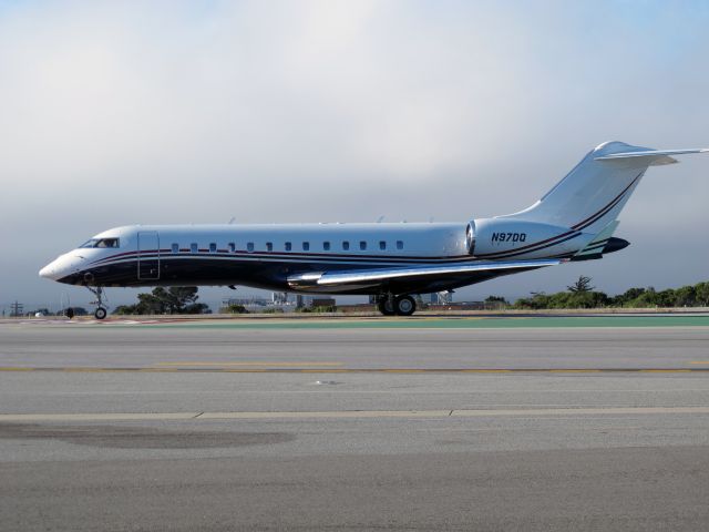 Bombardier Global Express (N97DQ) - First class of business aviation. No location as per request of the aircraft owner.